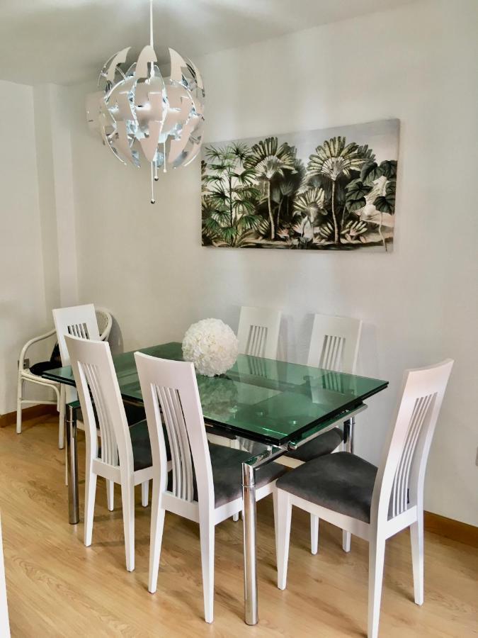 Апартаменти Centrico, Cerca De La Playa Con Aparcamiento Privado Gratis Агілас Екстер'єр фото